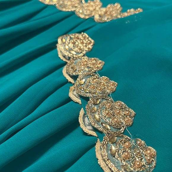 Beautiful indian outfit Dhoti style - Picture 7 of 7